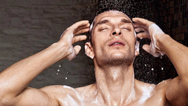 6 ĐIỀU BẠN BỎ QUA KHI GỘI ĐẦU