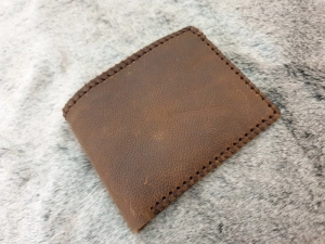 Ví da bò Sáp thêu chỉ rích