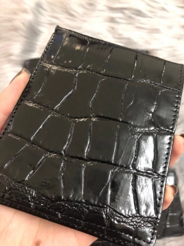 Ví Da Bò Vân Cá Sấu - Đen Ngang