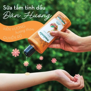 Sữa Tắm Medimix Đàn Hương & Dầu Eladi 300ml