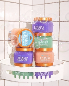 Tẩy tế bào chết cơ thể Tree Hut - Nhiều Mùi 510g