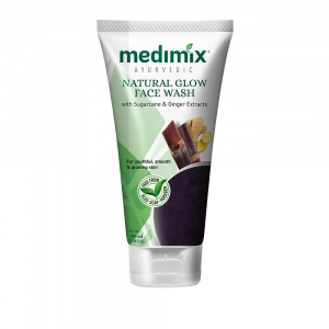 Sữa Rửa Mặt Medimix Sáng Rỡ Tự Nhiên 150ml
