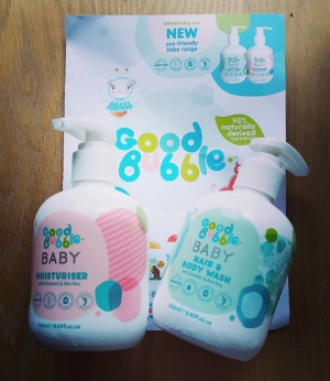 Sữa tắm gội GoodBubble hương lô hội