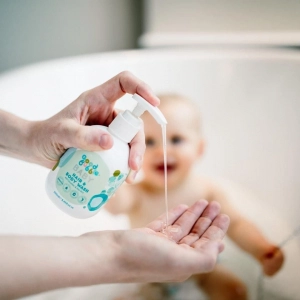 Sữa tắm gội GoodBubble hương lô hội