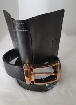 Dây nịt da đen mặt vàng