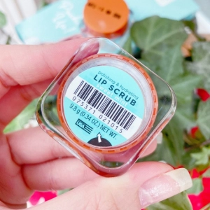 Tẩy tế bào chết môi - Tree hut Lip Scrup