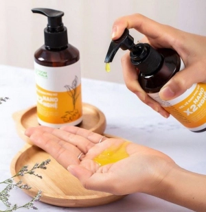                           Dung dịch vệ sinh phụ nữ Giảm Ngứa Gel X2 Nano Nghệ Cỏ Cây Hoa Lá 150ml                      