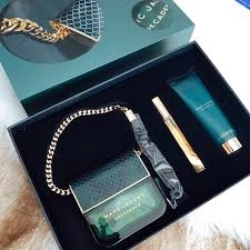 Marc Jacobs DECADENCE