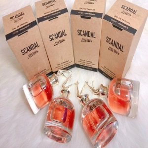 Nước Hoa Nữ JPG Scandal