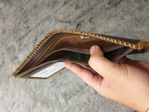 Ví Da Bò Khâu Viền Nike