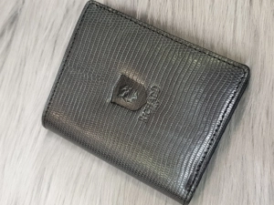 Ví Da Bò Safiano Đen Đứng