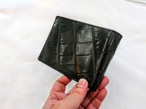 Ví Da Bò Dập Vân Cá Sấu