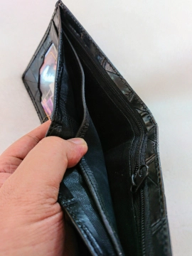 Ví Da Bò Dập Vân Cá Sấu