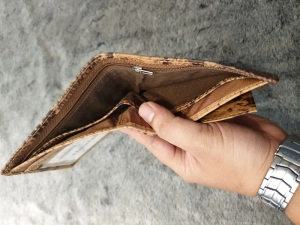 Ví Da Bò Vân Trăn