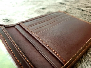 Ví Da Bò Nappa 2 Cefiro Nâu Đứng