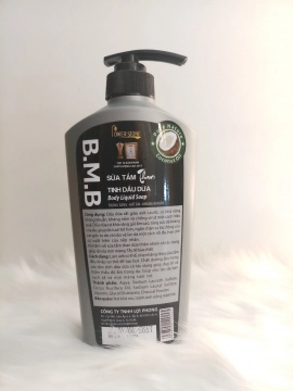 Sữa tắm than tinh dầu dừa B.M.B ( 650 ml )