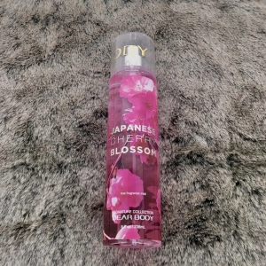 BODY MIST DEAR BODY 236ml - XỊT THƠM TOÀN THÂN - DÀNH CHO NỮ - JAPANESE CHERRY BLOSSOM