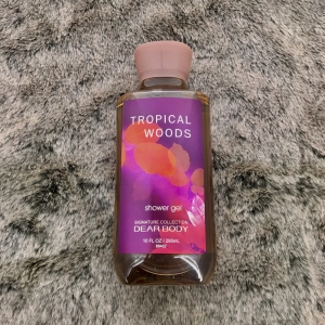 Gel Tắm Nước Hoa DEAR BODY - Dành Cho Nữ - Shower Gel 295ml - TROPICAL WOODS